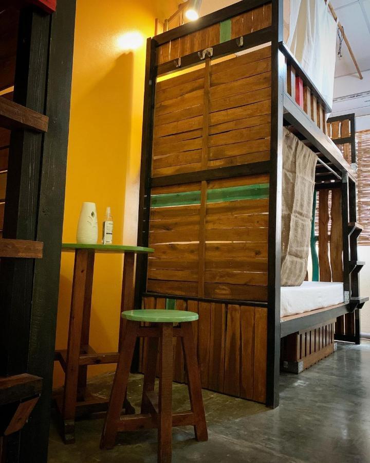 Moon Fools Hostel Panglao Eksteriør billede